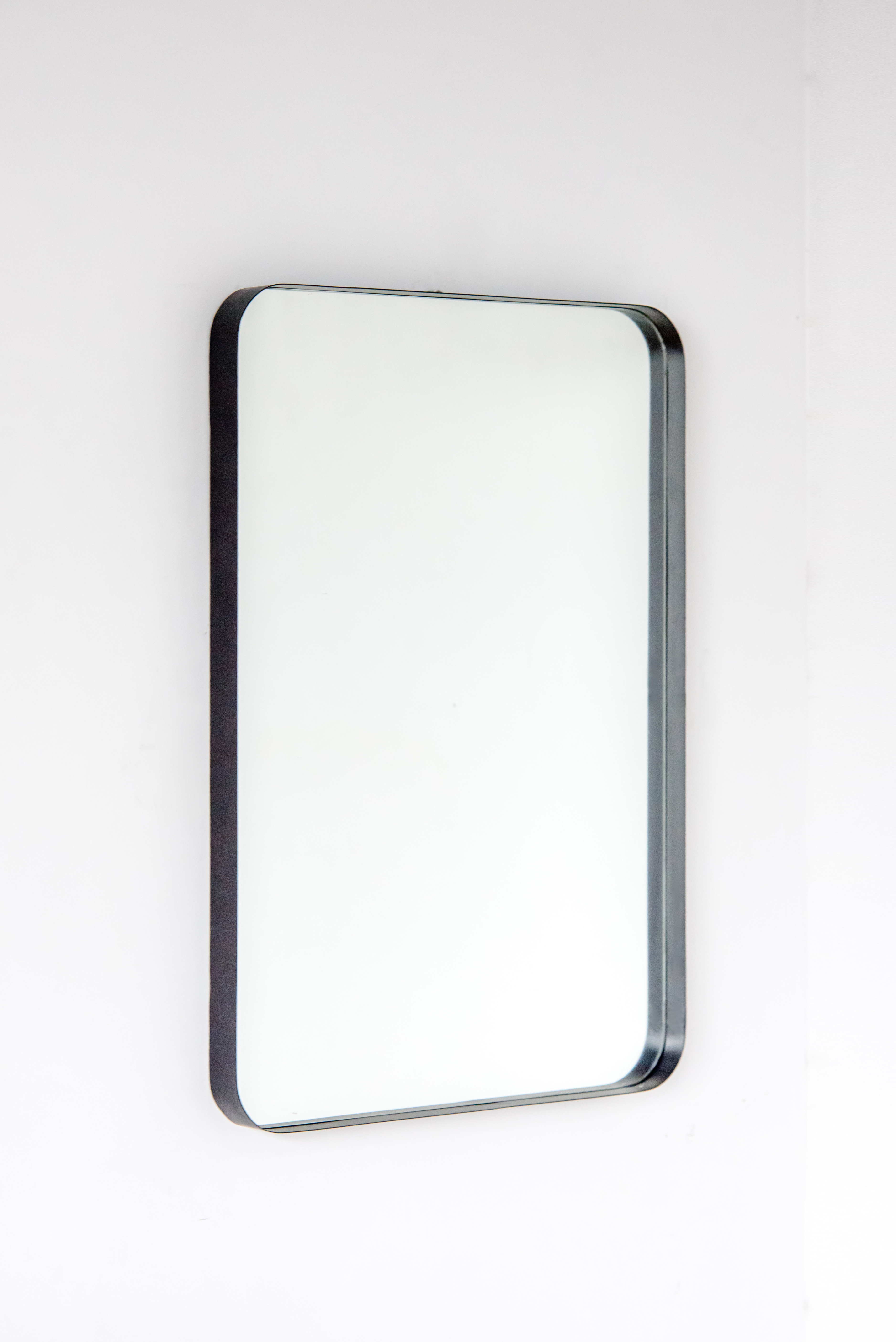 Espejo de baño de metal